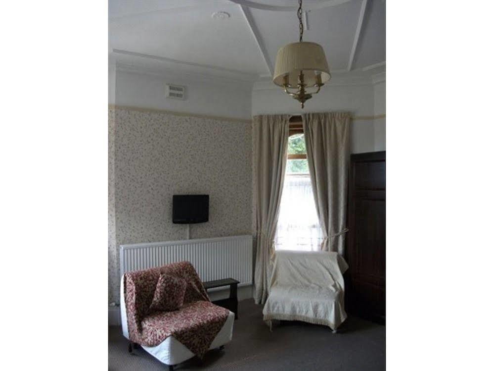 Hotel Fieldways Trowbridge Exteriér fotografie